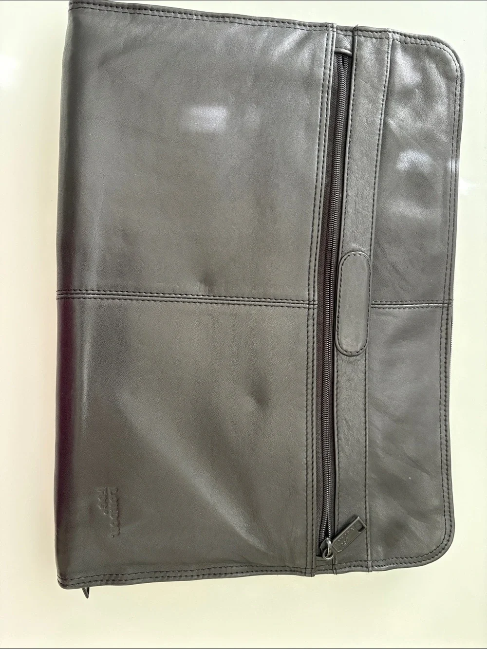 London Fog Vintage Leather Portfolio Folio - Black
